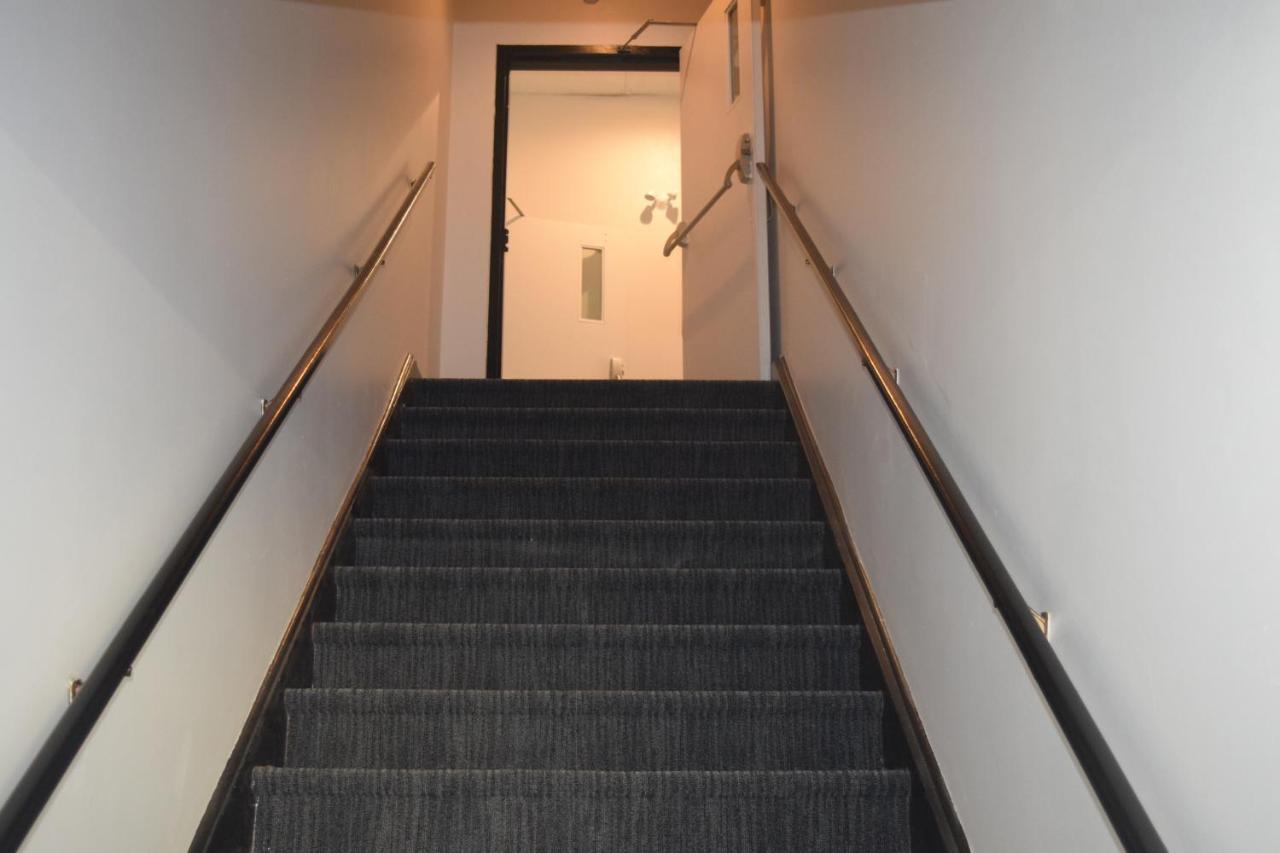 Venture Inn Hotel Saskatoon Buitenkant foto