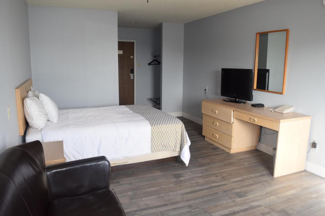 Venture Inn Hotel Saskatoon Buitenkant foto