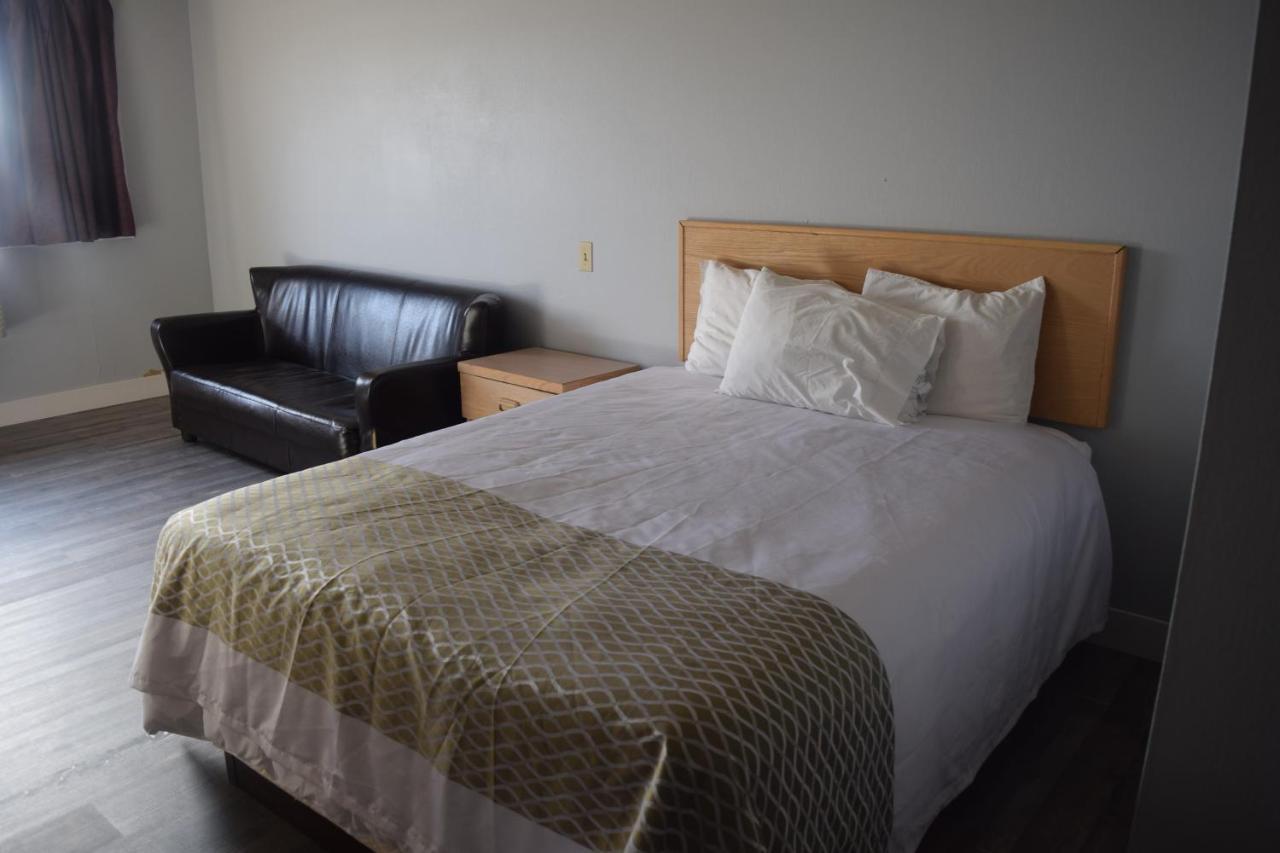 Venture Inn Hotel Saskatoon Buitenkant foto